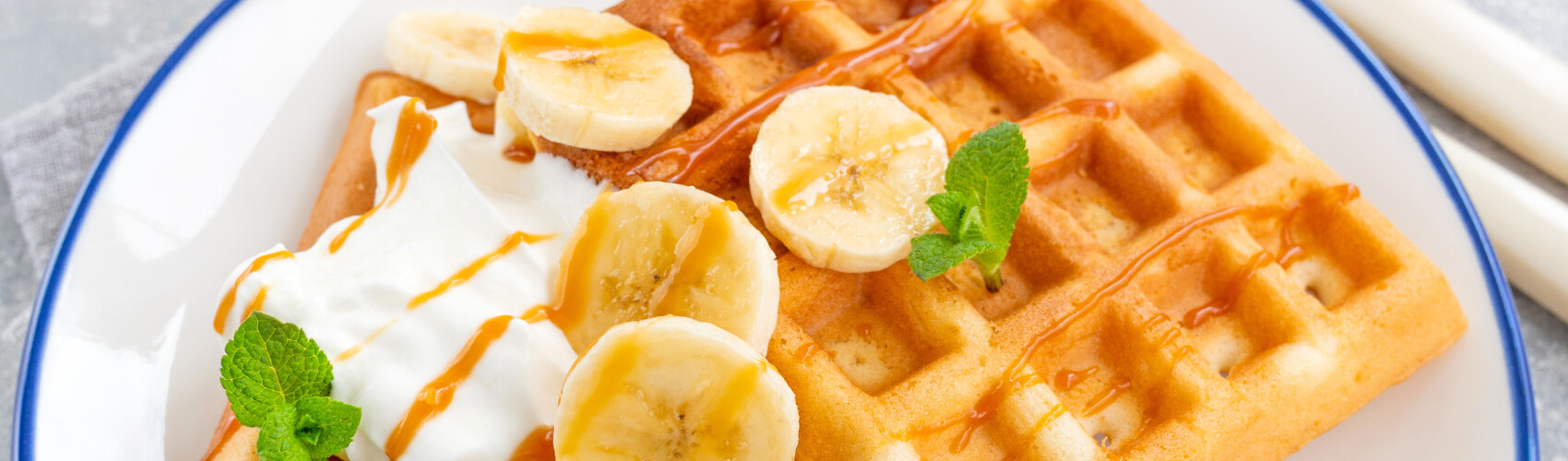 Waffles de plátano maduro (o macho)